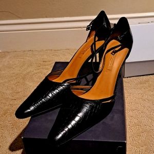 Ann Taylor Crocodile print heels